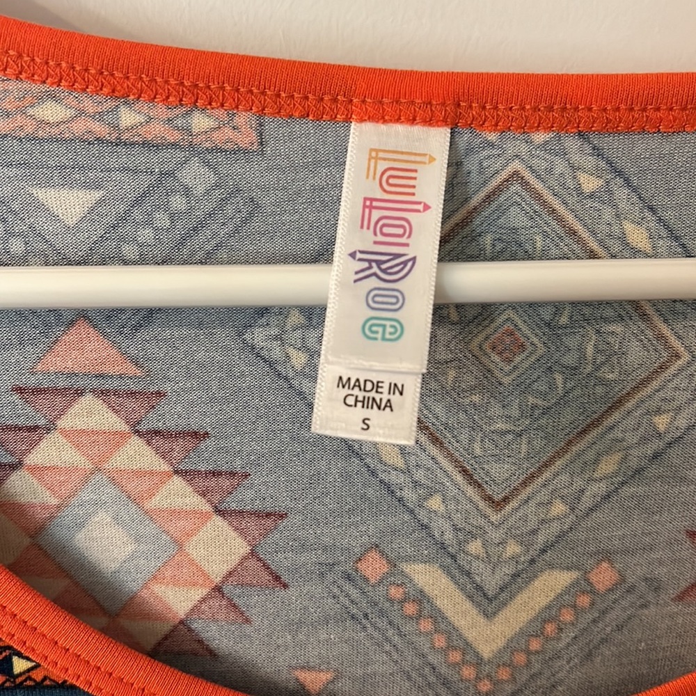 LuLaRoe Classic Tee Aztec Design - Picture 3 of 6